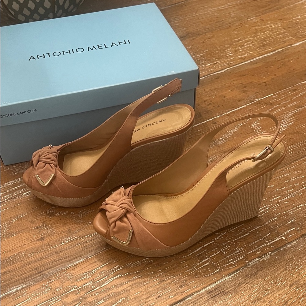 ANTONIO MELANI‎ Brown Peep-Toe Wedges